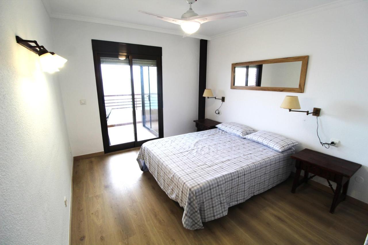 Very Lightful Apartment. Incredible Sea Views. Big Terrace, Swimming Pool. Ac. Very Close To Alicante City Center. Exterior foto